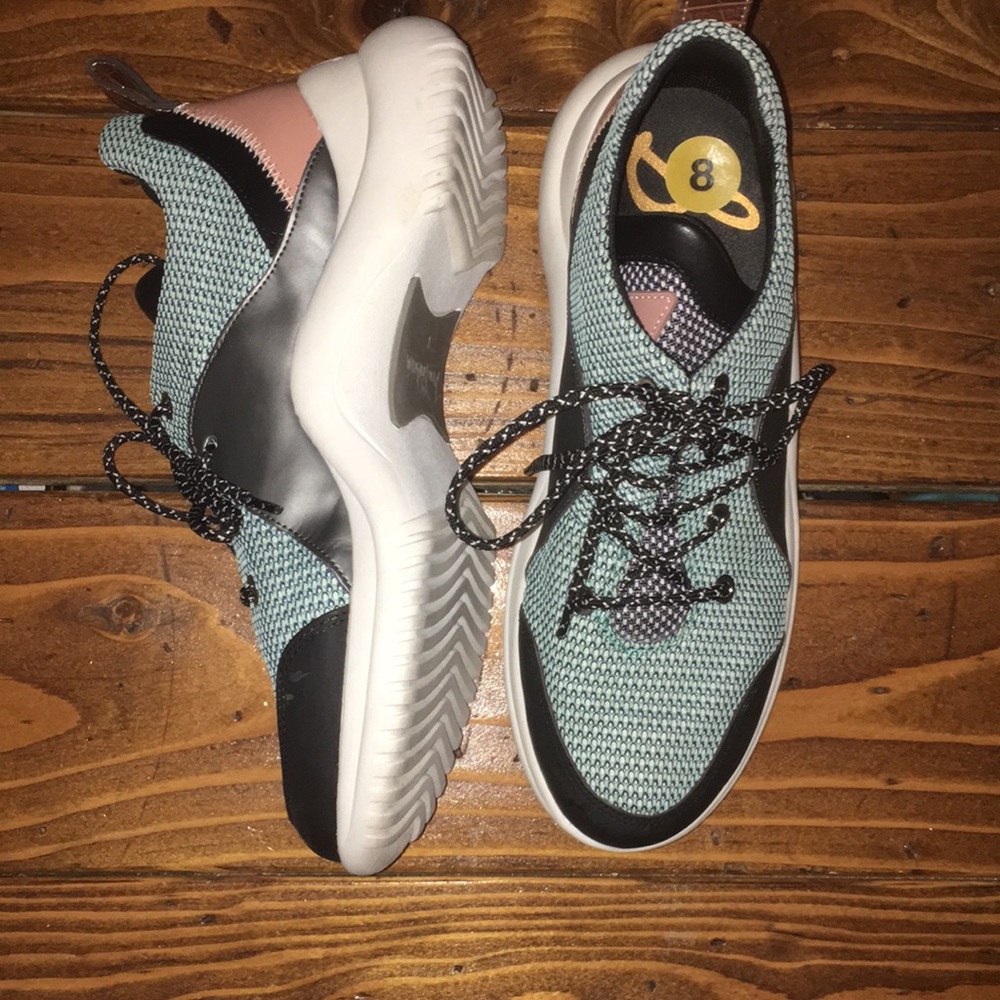 Sam Edelman sneakers